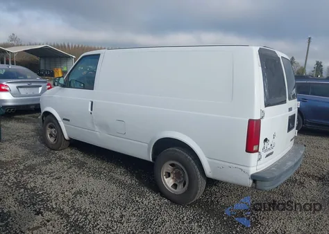 2001 Chevrolet Astro из США, поврежденный, VIN 1GCDM19WX1B136547